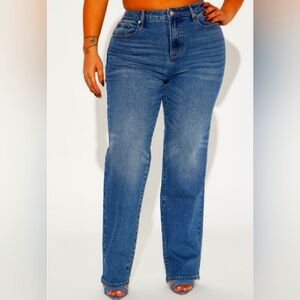 Straight leg jeans medium wash